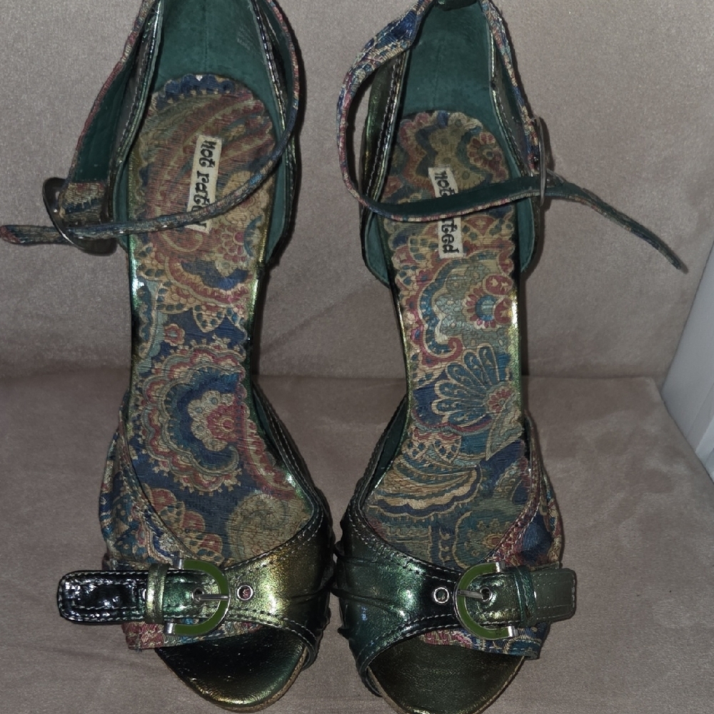 Not Rated Paisley Heels in Green and Brown - Picture 8 of 15